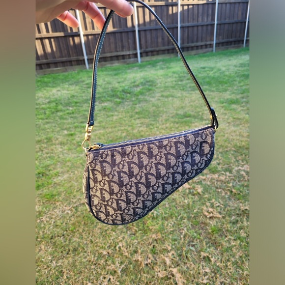 DIOR Monogram Mini Saddle Pochette Navy - Picture 9 of 16